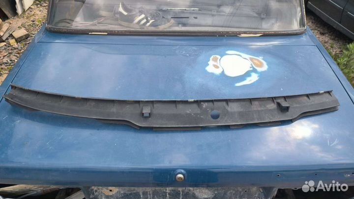 Дождевик Audi 100C4 A6C4 4A1819417