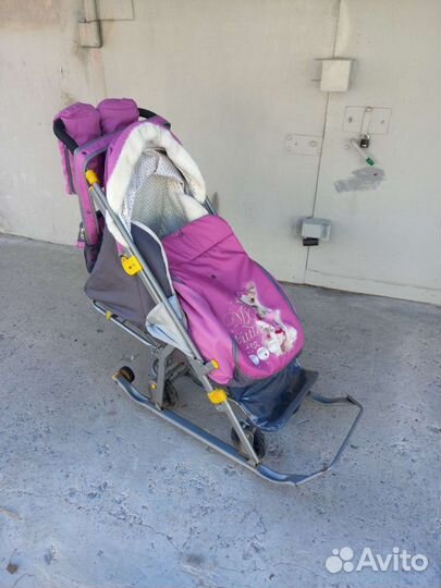 Детские санки с колесами