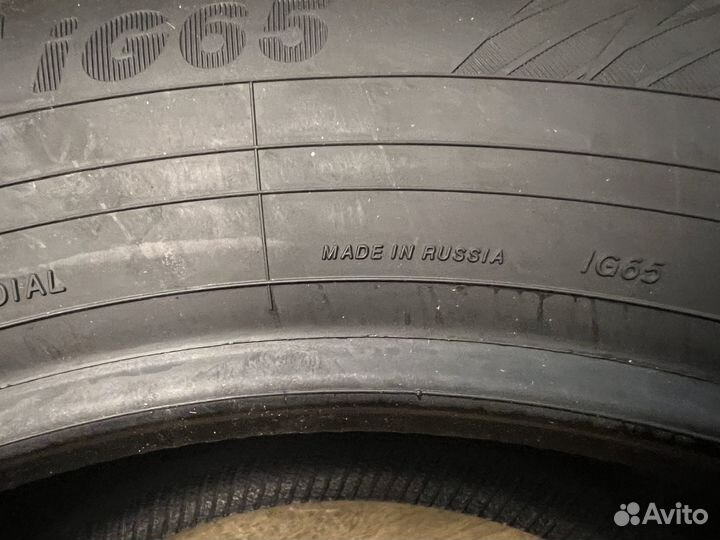 Yokohama IceGuard Stud IG65 235/60 R18 107T
