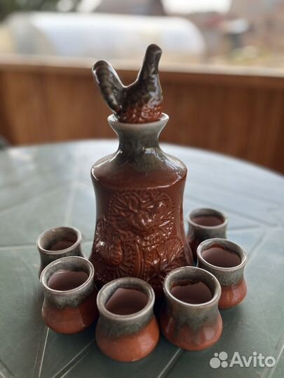 Графин с рюмками