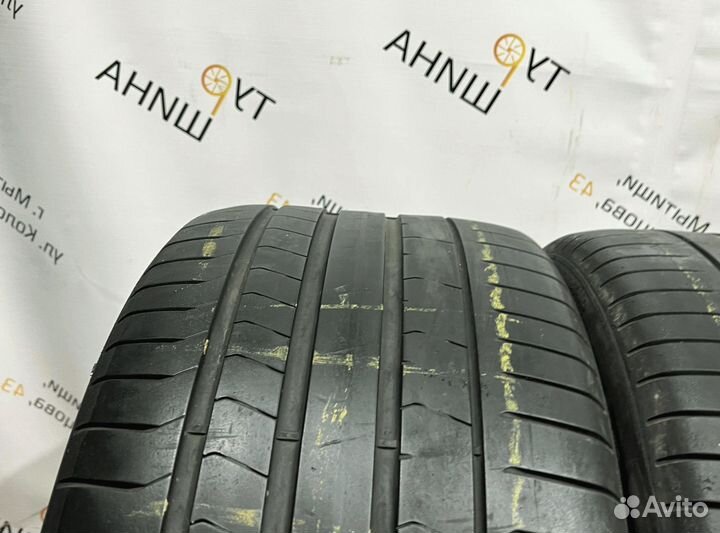 Pirelli P Zero PZ4 275/35 R20 94Y