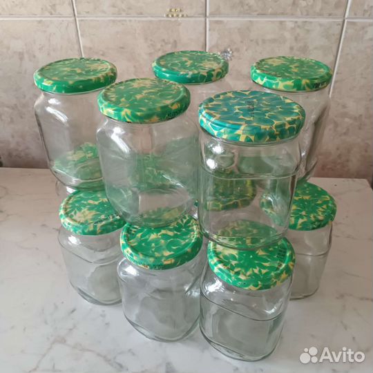 Банки стеклянные с крышками