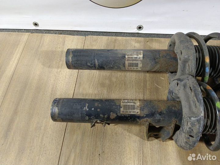 Амортизатор подвески передний Volkswagen Passat CC