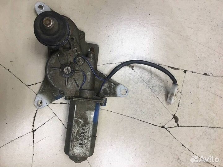 Моторчик стеклоочистителя Kia Shuma