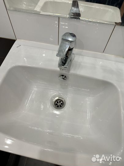 Раковина новая Santek