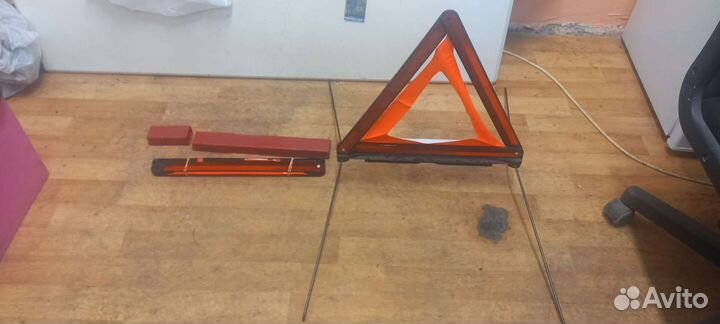 Знак аварийной остановки