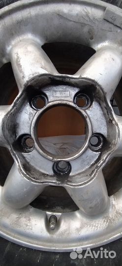 Колеса зимние 205 70 R15 Bridgestone на Ниву