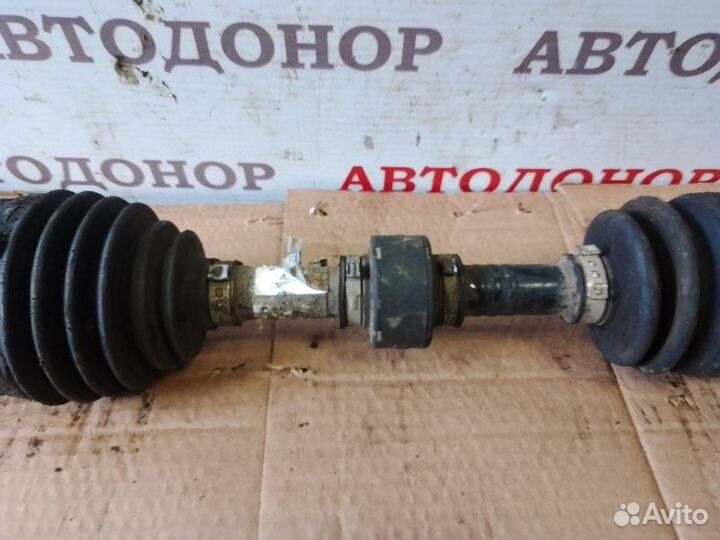 Полуось привод передний левый Hyundai Santa Fe