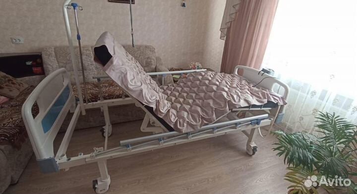 Кровать Barry медицинская для лежачих больных