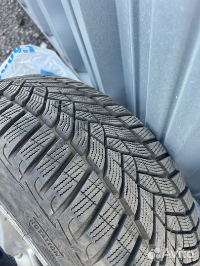 Goodyear Ice Navi 6 225/45 R17 91Q