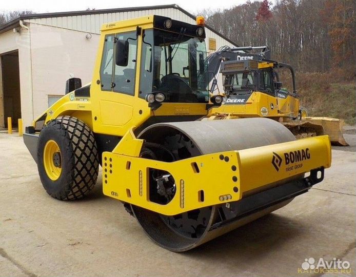 Требуется машинист грунтового катка