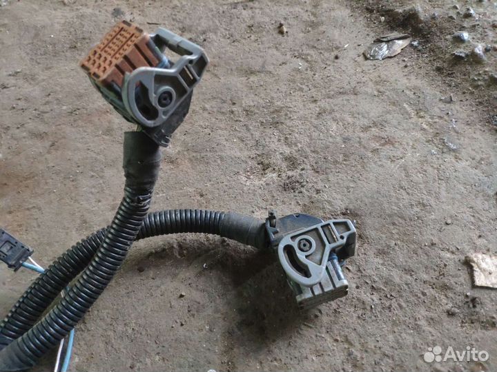 Проводка двигателя Peugeot 206 рестайлинг