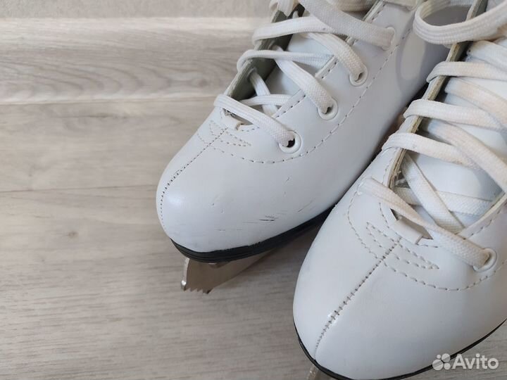 Коньки фигурные Arctic Melody