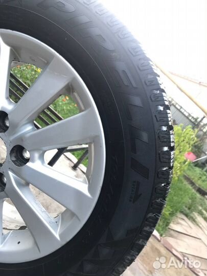 Колеса R15 Резина 195/65 R15 + Диски Toyota