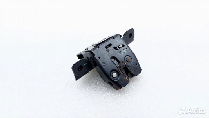 Б/У Замок двери багажника Состояние отличное