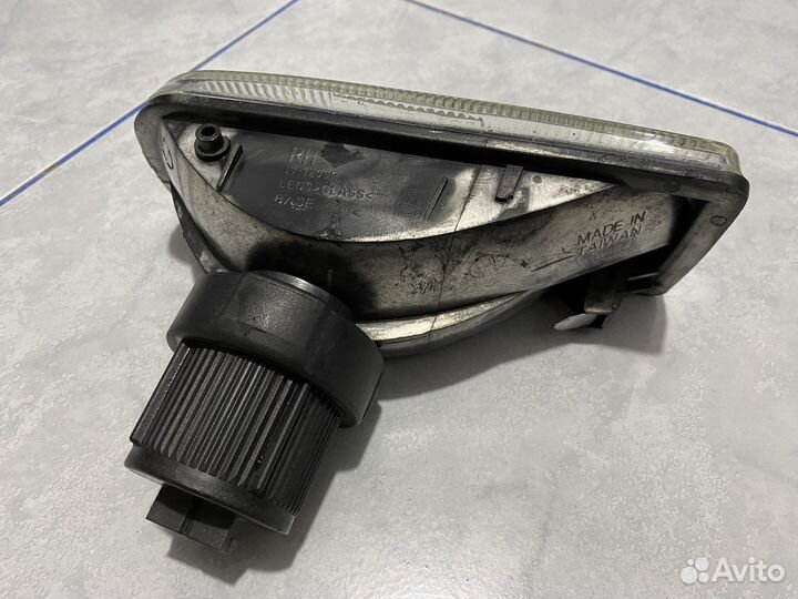 Противотуманная фара bmw e36