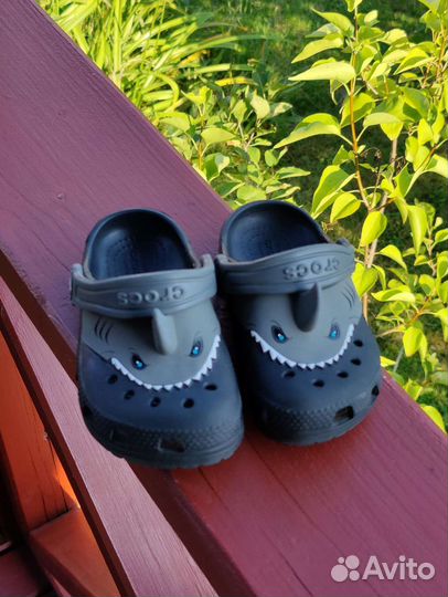 Crocs c8