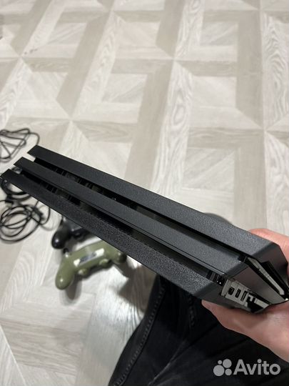 Sony PS4 Pro 1tb