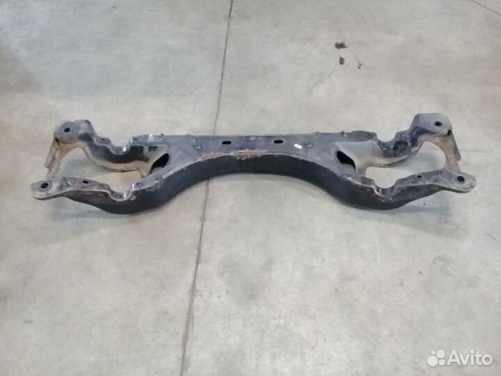 Балка задняя Volkswagen Touareg 1