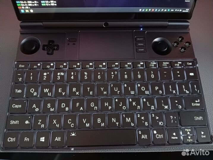 GPD WIN Max 2 8840U 32GB 1TB