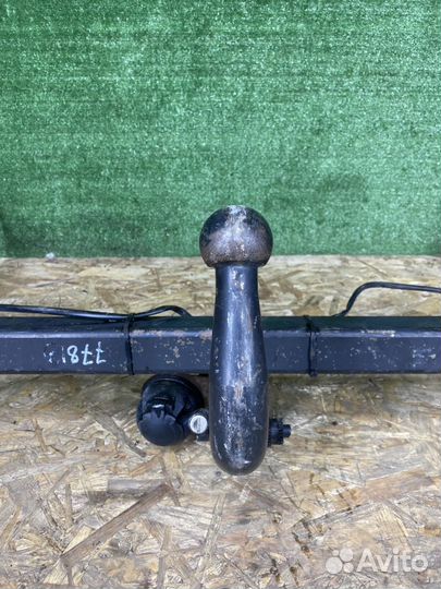 Сцепное устройство (фаркоп ) Dacia Logan