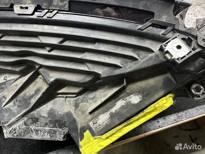 Фара передняя левая Mercedes GLC