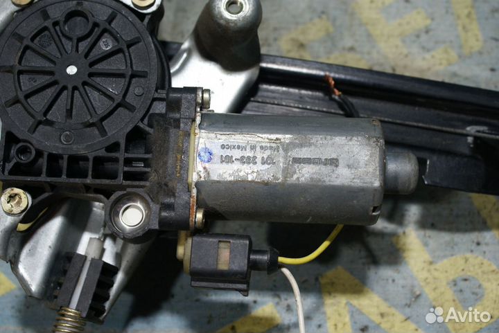 Стеклоподъемник передний левый Ford Focus 1