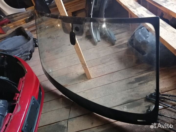 Лобовое Стекло Б.У. Без подогрева Туарег NF 2012