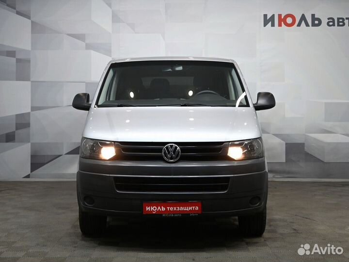 Volkswagen Caravelle 2.0 AMT, 2011, 235 641 км