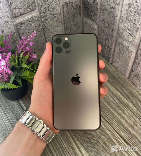 Продаю iPhone 11 про max