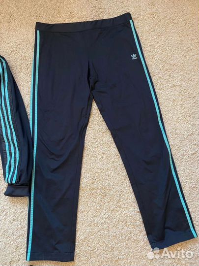 Спортивный костюм adidas женский