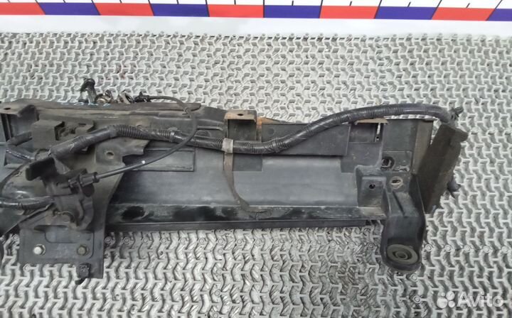 Панель передняя/телевизор (элемент) Nissan X-Trail