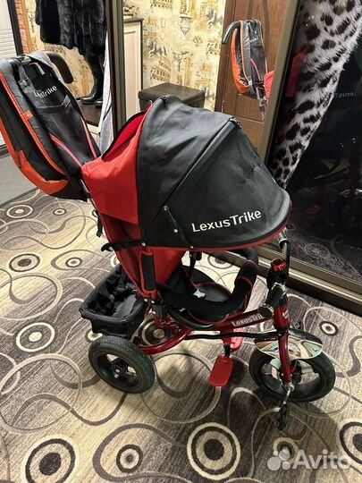 Детский велосипед с ручкой