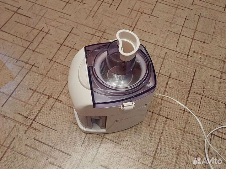 Соковыжималка First Austria NT-9214