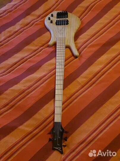 Бас-гитара Dean Sledgehammer 5 Ash (Korea)