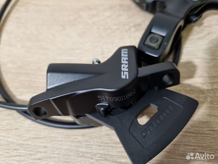 Тормоз sram level (передний)