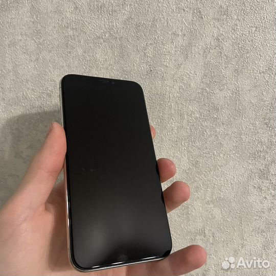 iPhone X, 64 ГБ