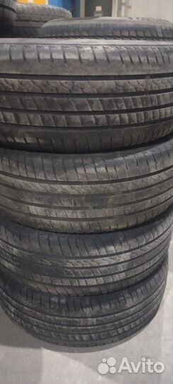 Firestone Roadhawk 205/55 R16 94V