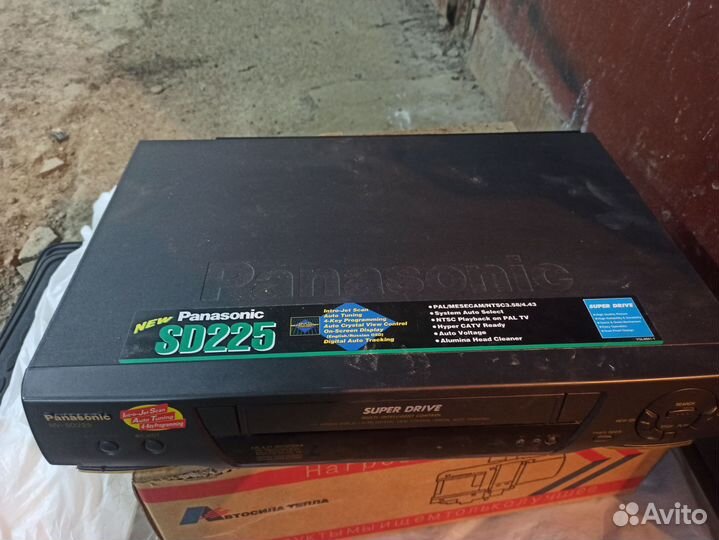 Видеомагнитофон panasonic