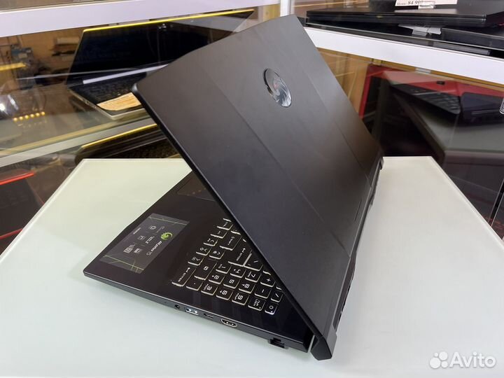 Ноутбук MSI Ryzen 5 5600H/16Gb/512Gb/RX6600M-8Gb