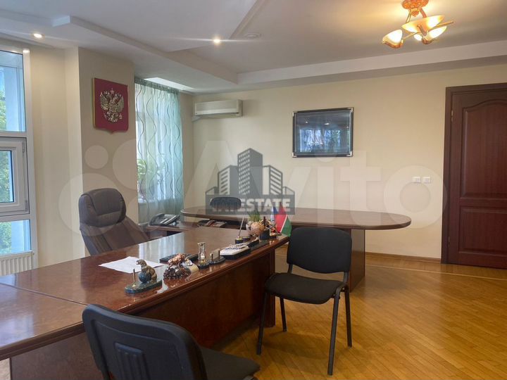 Сдается офис на первой линии 148 кв.м с мебелью