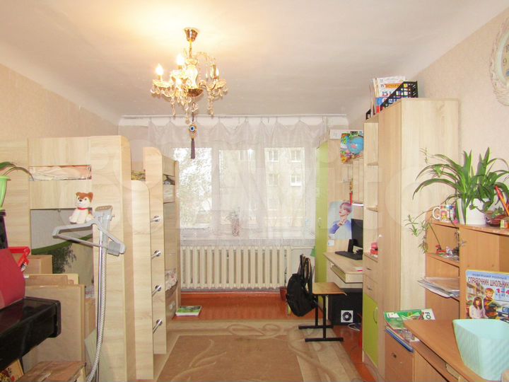 2-к. квартира, 43 м², 1/5 эт.