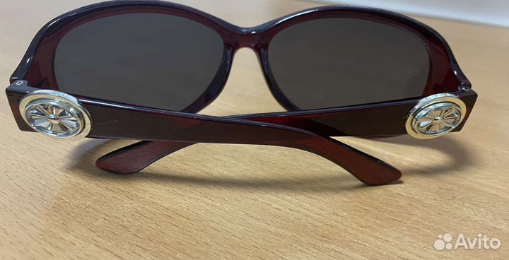 Очки женские солнцезащитные