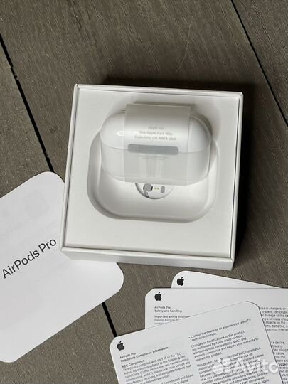 Airpods Pro с Шумоподавлением (Новые,на гарантии)
