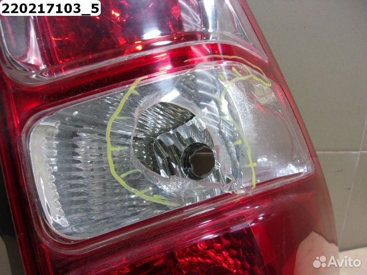 Фонарь задний левый Suzuki Grand Vitara