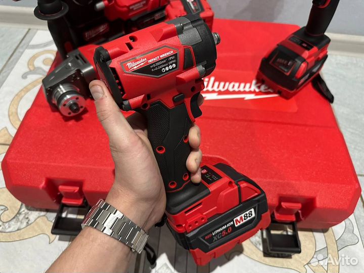 Профессиональный набор Milwaukee 4в1 (Арт.89808)