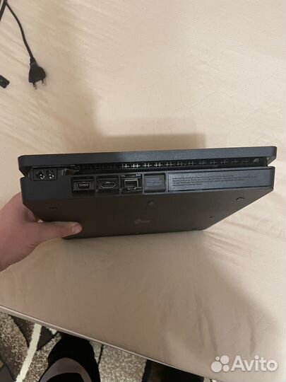 Sony playstation 4 slim