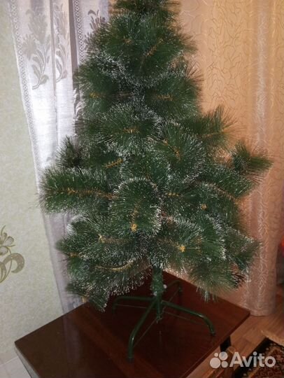 Елка искусственная