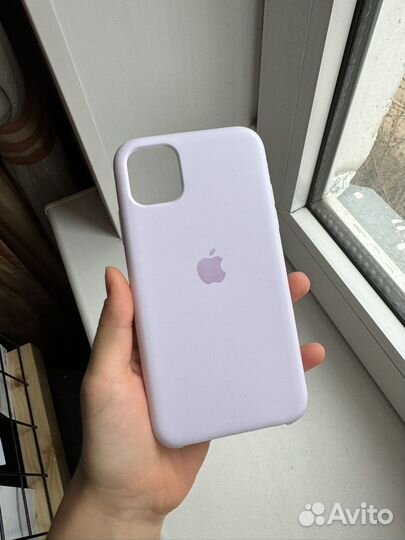 Чехол на iPhone 11