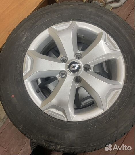 R16 Continental ContiCrossContact LX2 215/65, PCD 5x114.3 DIA 66.1